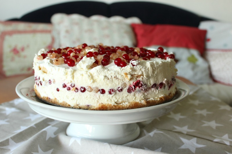 Johannisbeer-Creme Torte mit 3 Knusperböden - Sasibella