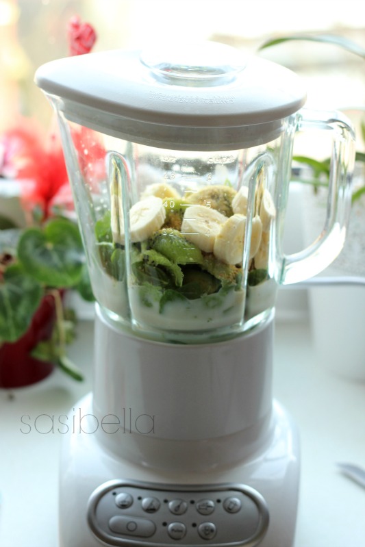 Smoothie of the Day - Green Smoothie 12