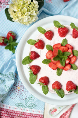 Erdbeer-Minz-Torte