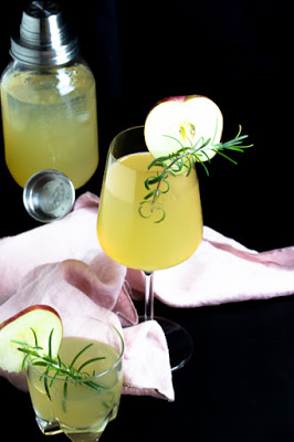 Apfel-Holunderblüten Gin Fizz - Sommerzeit ist Cocktailzeit 37