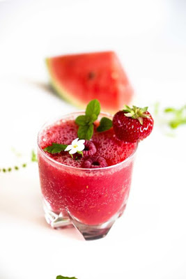 Erfrischender Melonen-Himbeer Frose` - der ideale Sommerdrink 30