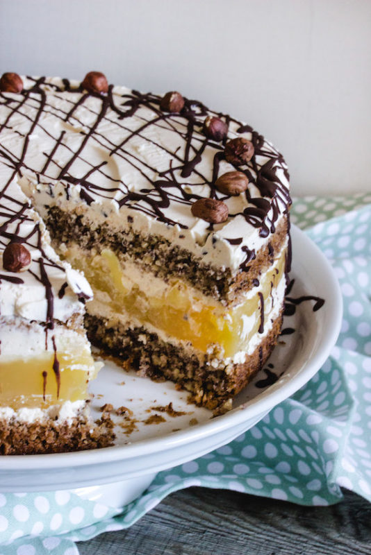 Apfel-Nuss-Torte glutenfrei und Kirsch Streuselkuchen