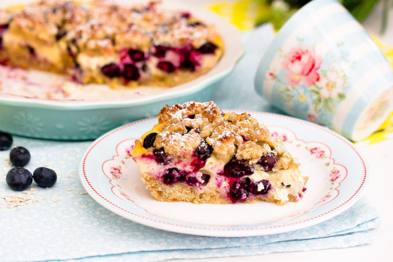 Blaubeertarte mit Hafer und Honigcreme (Werbung) - Sasibella