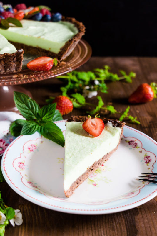 Erdbeertarte mit Waldmeister - ein frischer, sommerlicher Kuchen 1